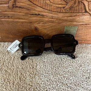 Oliver peoples Avri sunglasses in black